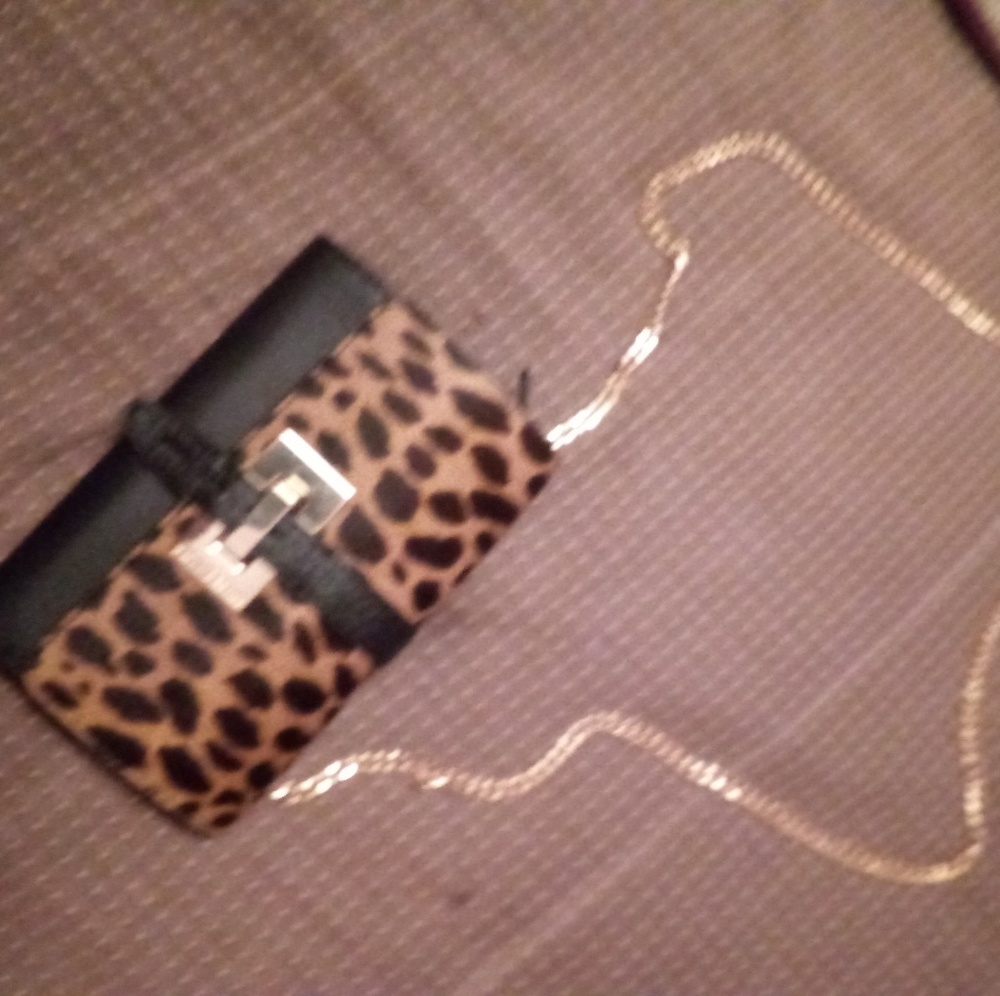 Vince  Camuto purse